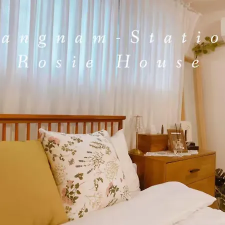 Rosie House, Gangnam Station 5Min, Airportbus, Korean House Experience, Independent Accommodation