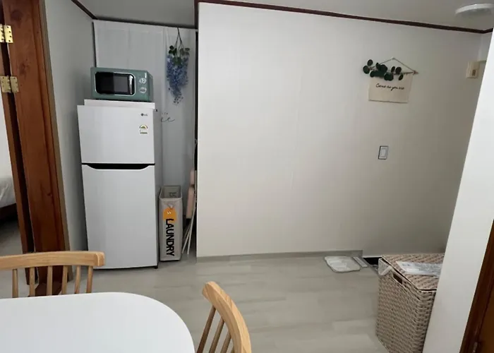 Rosie House, Gangnam Station 5min, Airportbus, Korean House Experience, Independent ソウル特別市