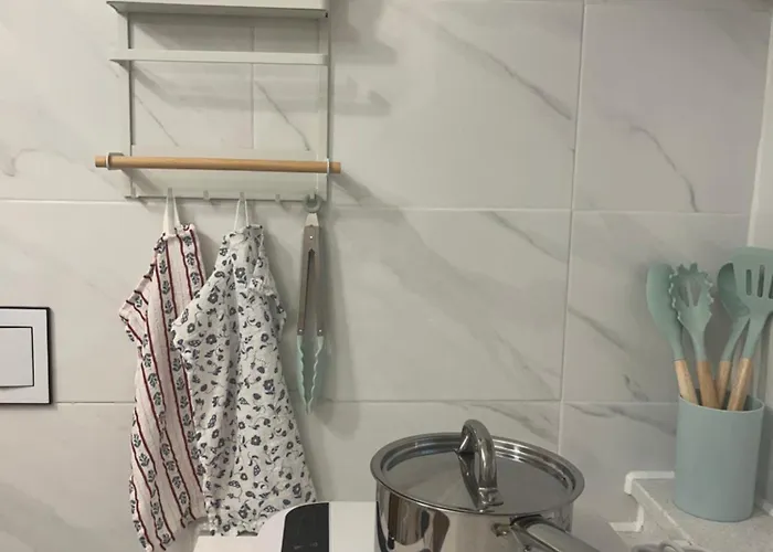 Rosie House, Gangnam Station 5min, Airportbus, Korean House Experience, Independent * ソウル特別市