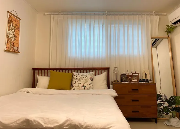 Rosie House, Gangnam Station 5min, Airportbus, Korean House Experience, Independent